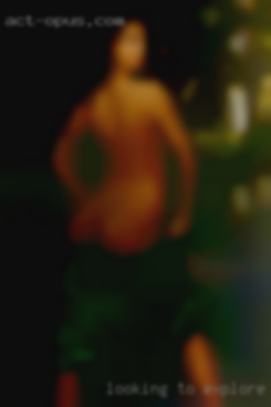 Looking to Batesville, MS naked explore, play and have fun!